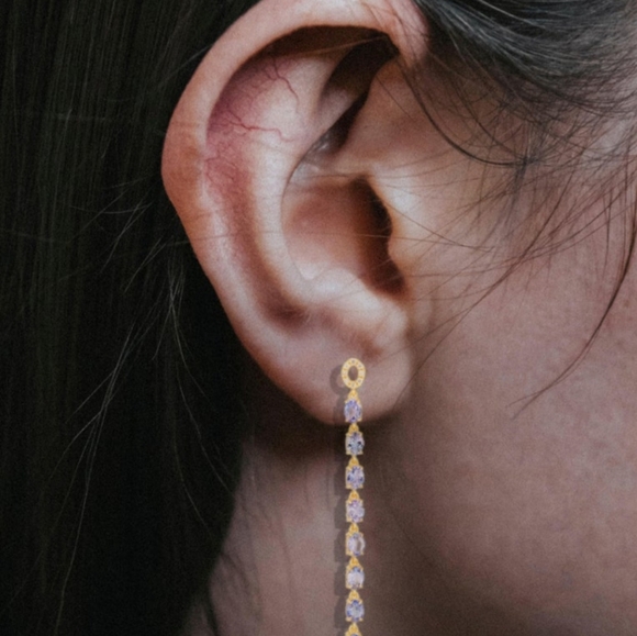 Tanzanite 3.2 ct tw and diamond 0.16 ct tw dangle earrings studs in 14k gold - Picture 5 of 6